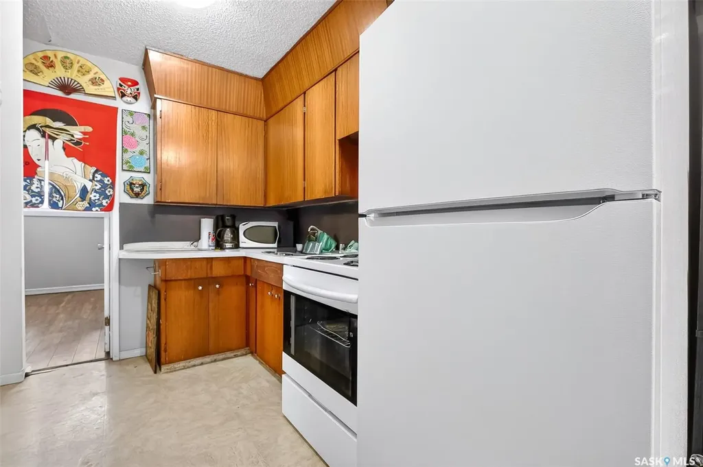 308-312 Fairford Street W Moose Jaw SK S6H 1V9