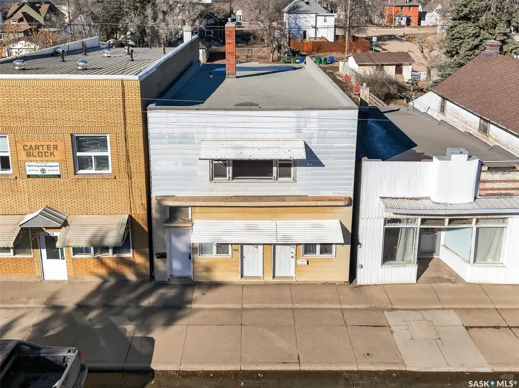 308-312 Fairford Street W Moose Jaw SK S6H 1V9