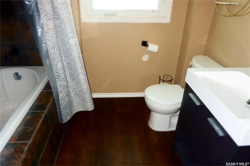 331 3rd Avenue W Assiniboia SK S0H 0B0