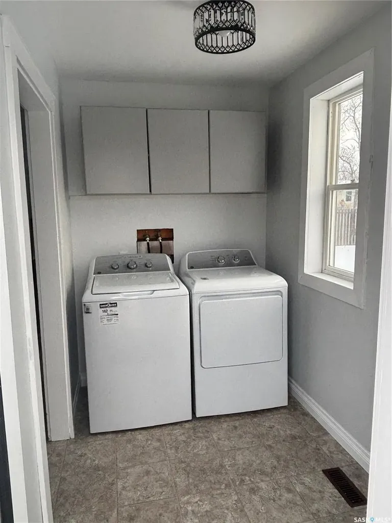 331 3rd Avenue W Assiniboia SK S0H 0B0