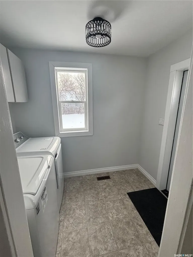 331 3rd Avenue W Assiniboia SK S0H 0B0