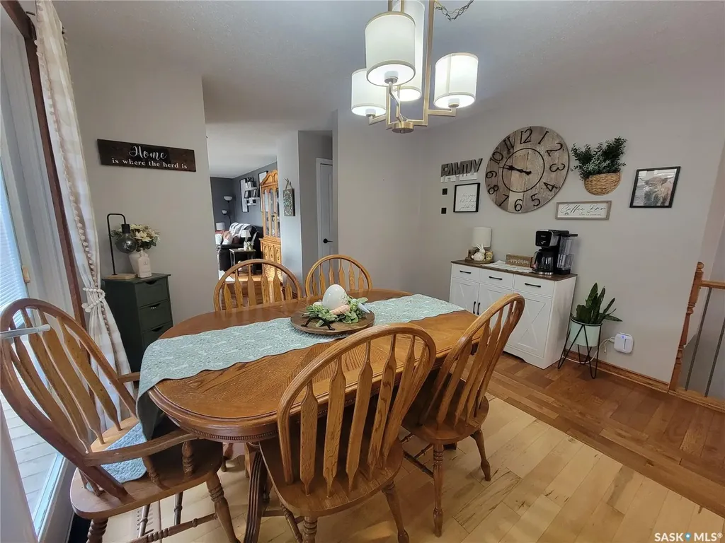 4702 Leader Street Macklin SK S0L 2C0