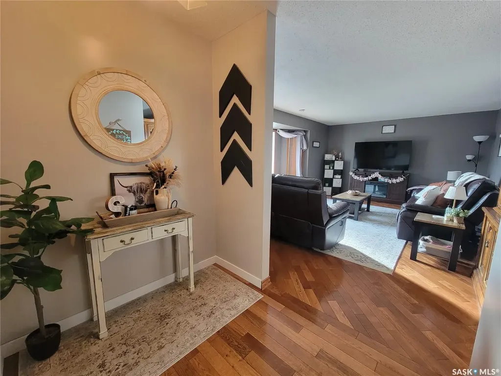 4702 Leader Street Macklin SK S0L 2C0