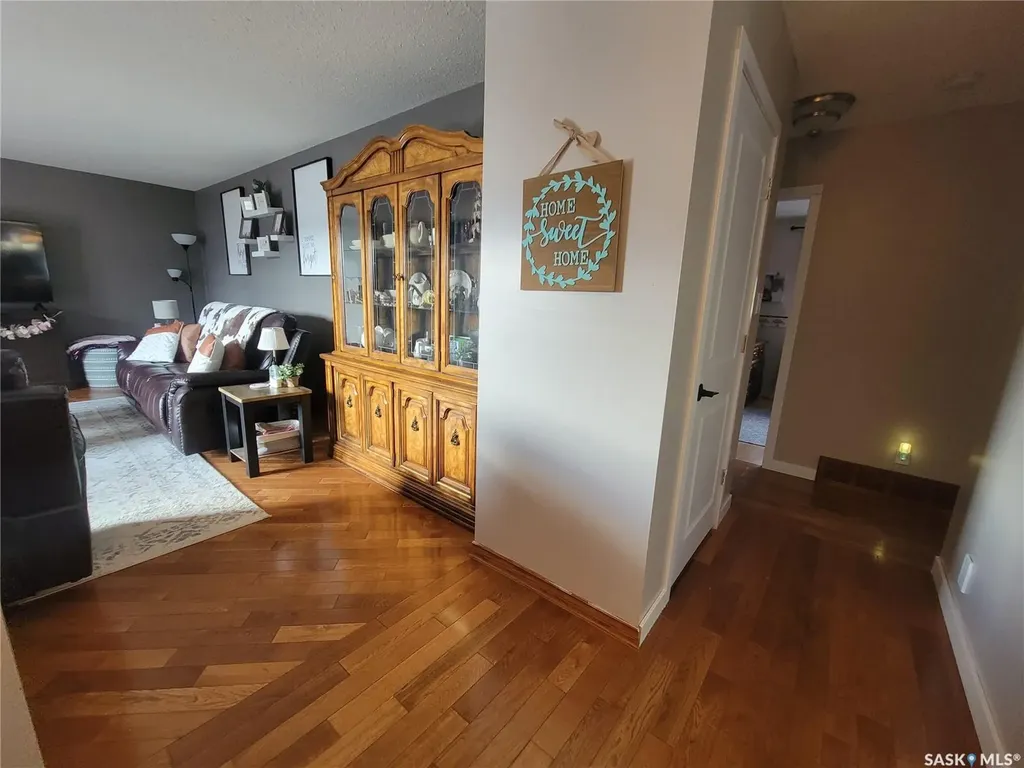 4702 Leader Street Macklin SK S0L 2C0