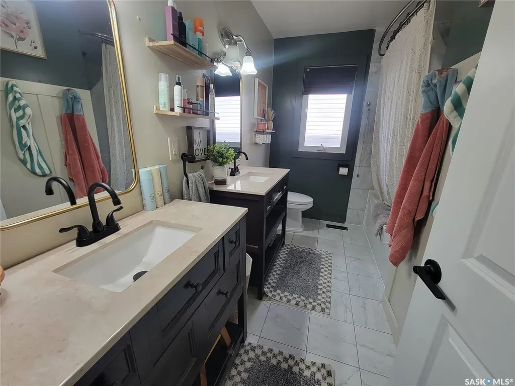 4702 Leader Street Macklin SK S0L 2C0