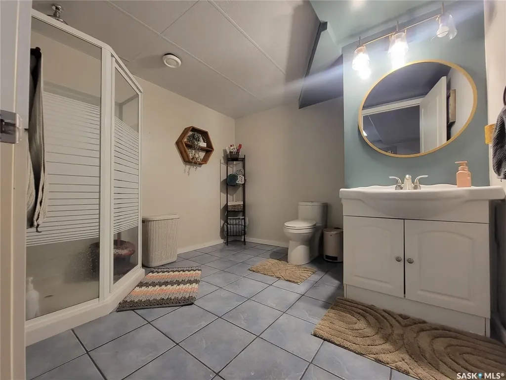4702 Leader Street Macklin SK S0L 2C0