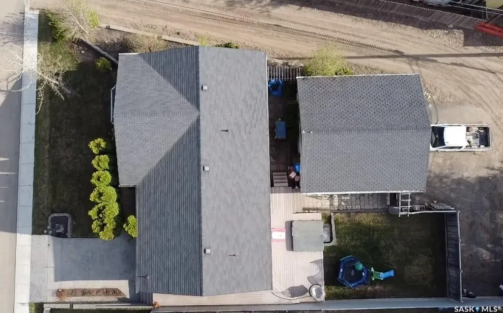 4702 Leader Street Macklin SK S0L 2C0