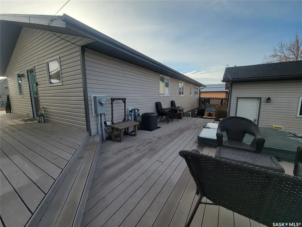4702 Leader Street Macklin SK S0L 2C0