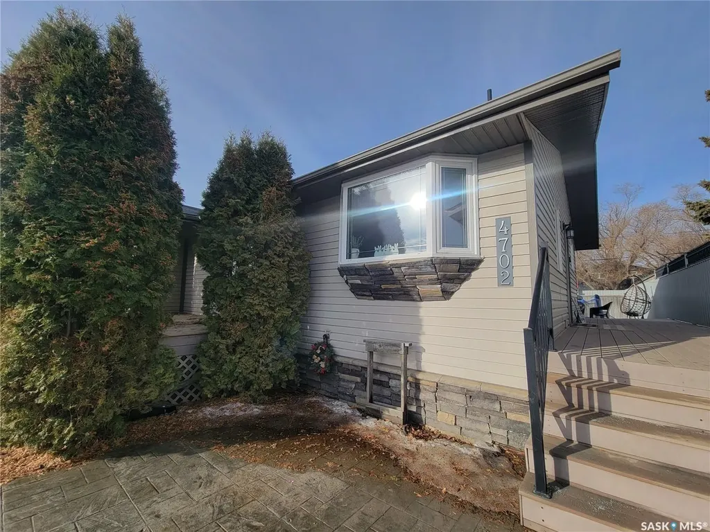 4702 Leader Street Macklin SK S0L 2C0