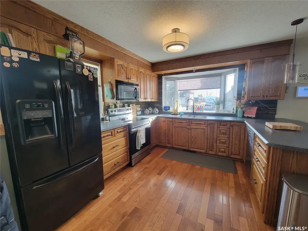 4702 Leader Street Macklin SK S0L 2C0