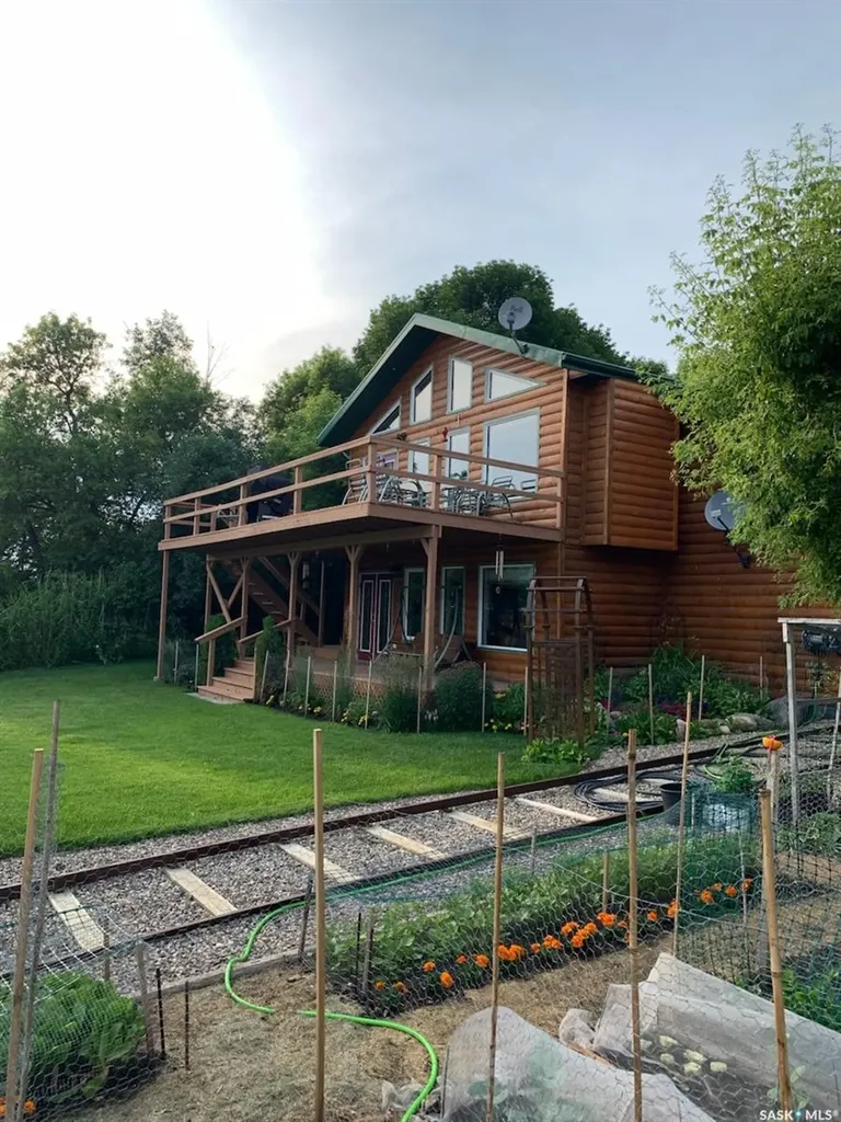 104 Elk Road Crooked Lake SK S0G 2B0