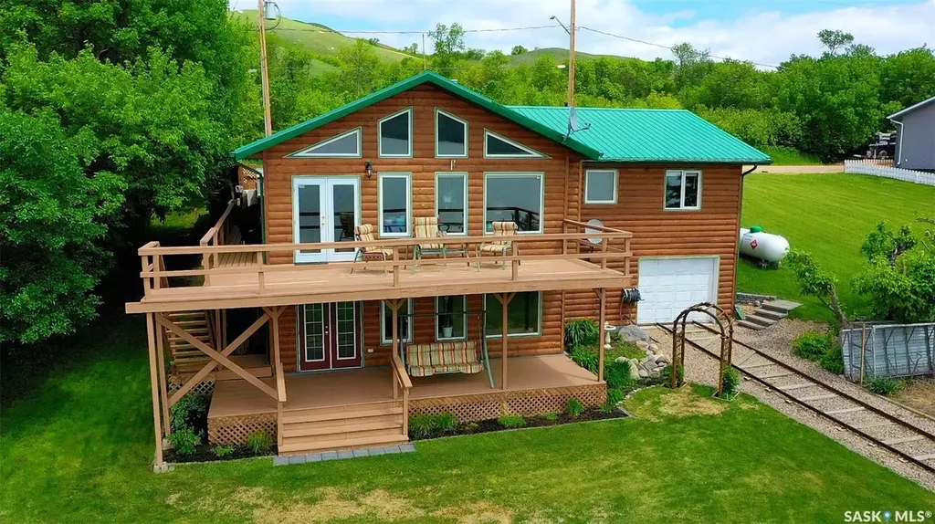 104 Elk Road Crooked Lake SK S0G 2B0