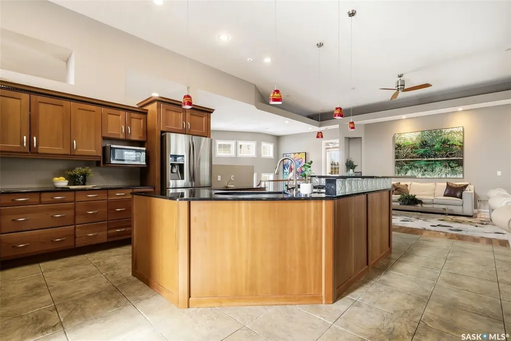 3270 Windsor Park Crescent Regina SK S4V 3B2