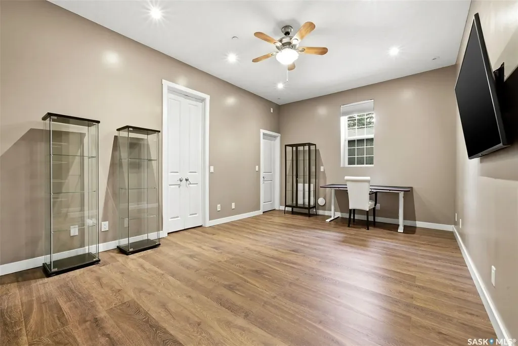 3270 Windsor Park Crescent Regina SK S4V 3B2