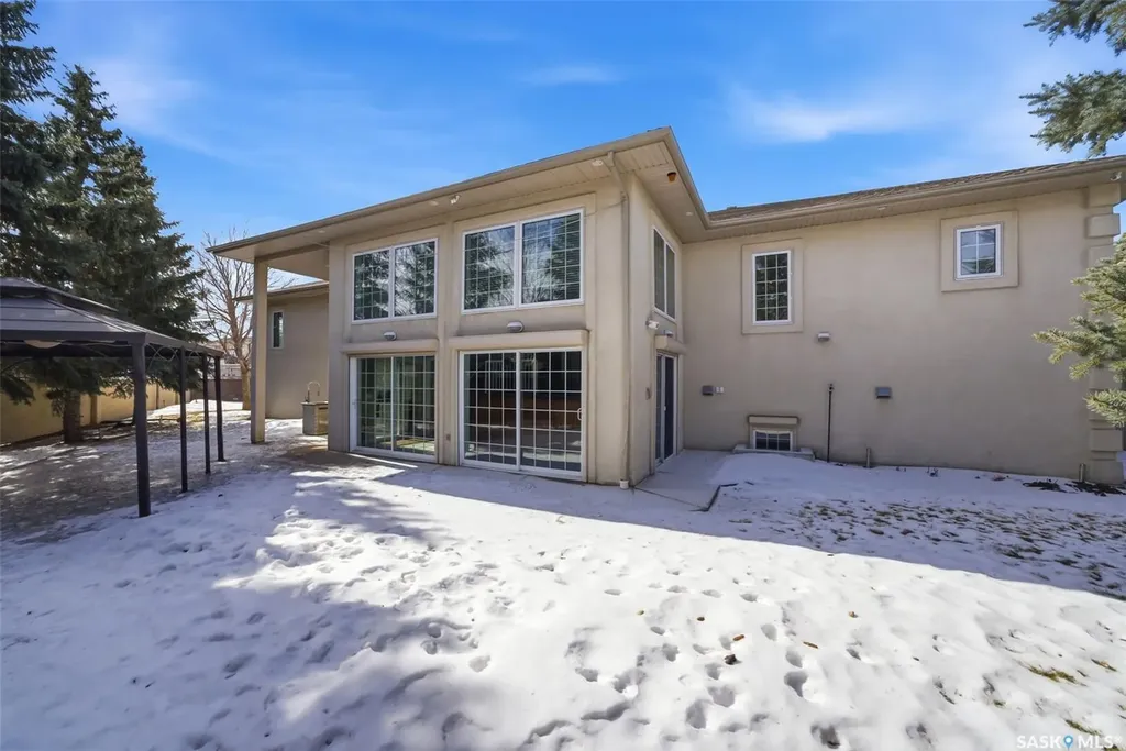 3270 Windsor Park Crescent Regina SK S4V 3B2