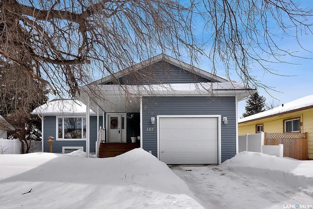 107 3rd Street S Wakaw SK S0K 4P0