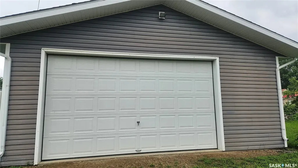 107 3rd Street S Wakaw SK S0K 4P0