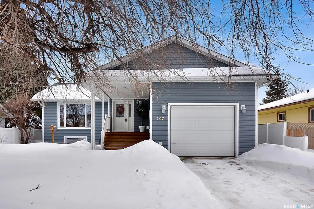 107 3rd Street S Wakaw SK S0K 4P0