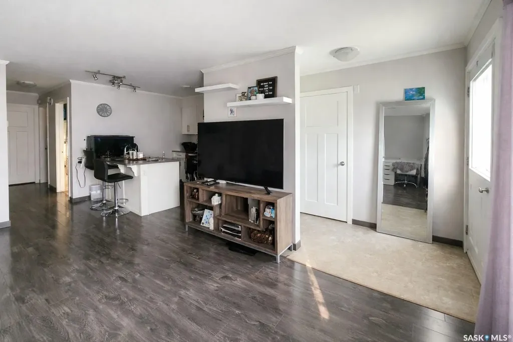 322 Lewin Way Saskatoon SK S7T 0Y9