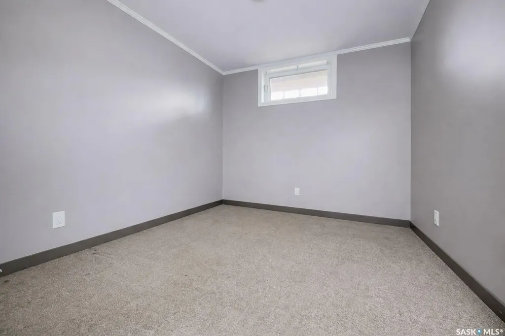 322 Lewin Way Saskatoon SK S7T 0Y9