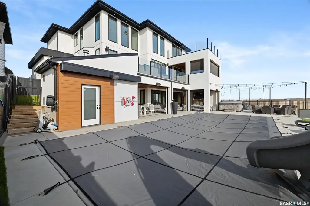 4452 Wild Rose Drive Regina SK S4V 3V6