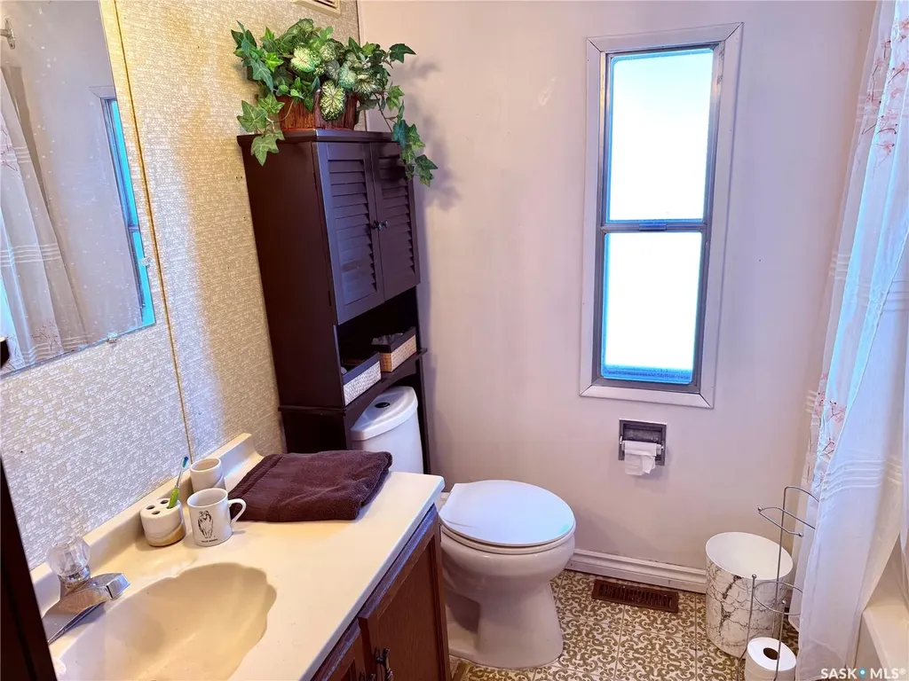 1&2 Lakeview Avenue Meota Rm No.468 SK S0M 1X0