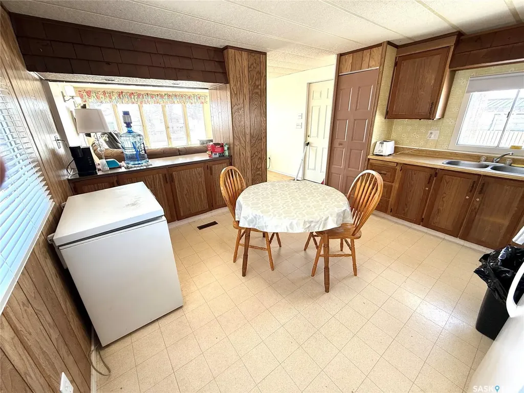 1&2 Lakeview Avenue Meota Rm No.468 SK S0M 1X0