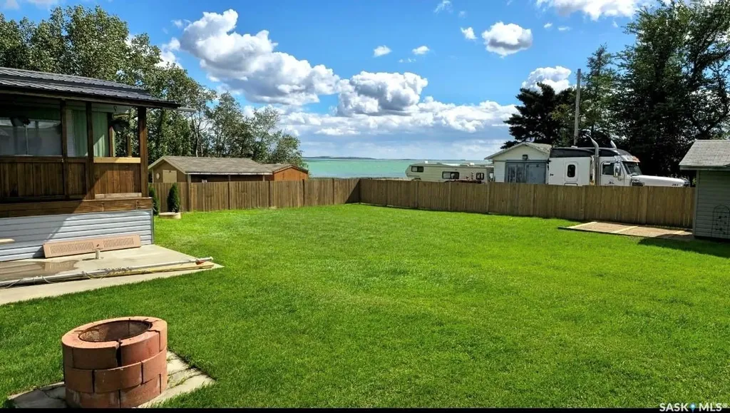 1&2 Lakeview Avenue Meota Rm No.468 SK S0M 1X0