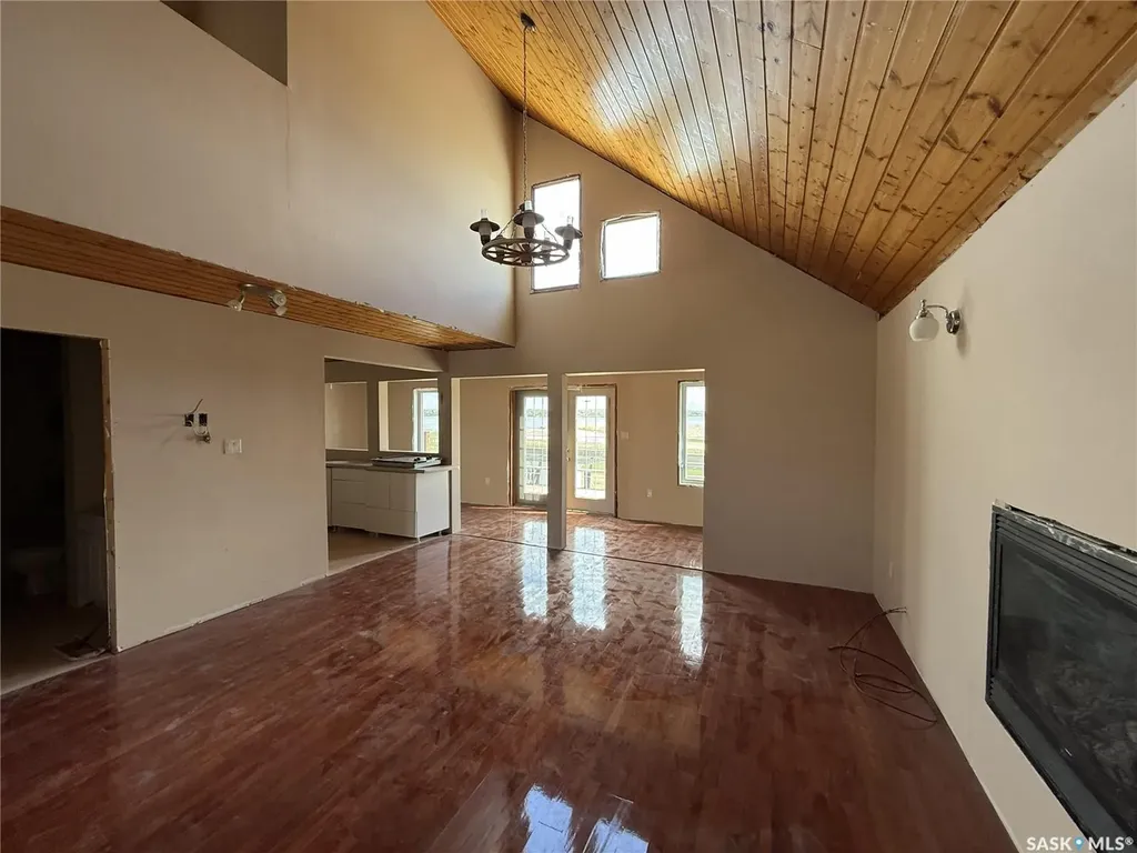 722 Aqualane Avenue Aquadeo SK S0M 1E0