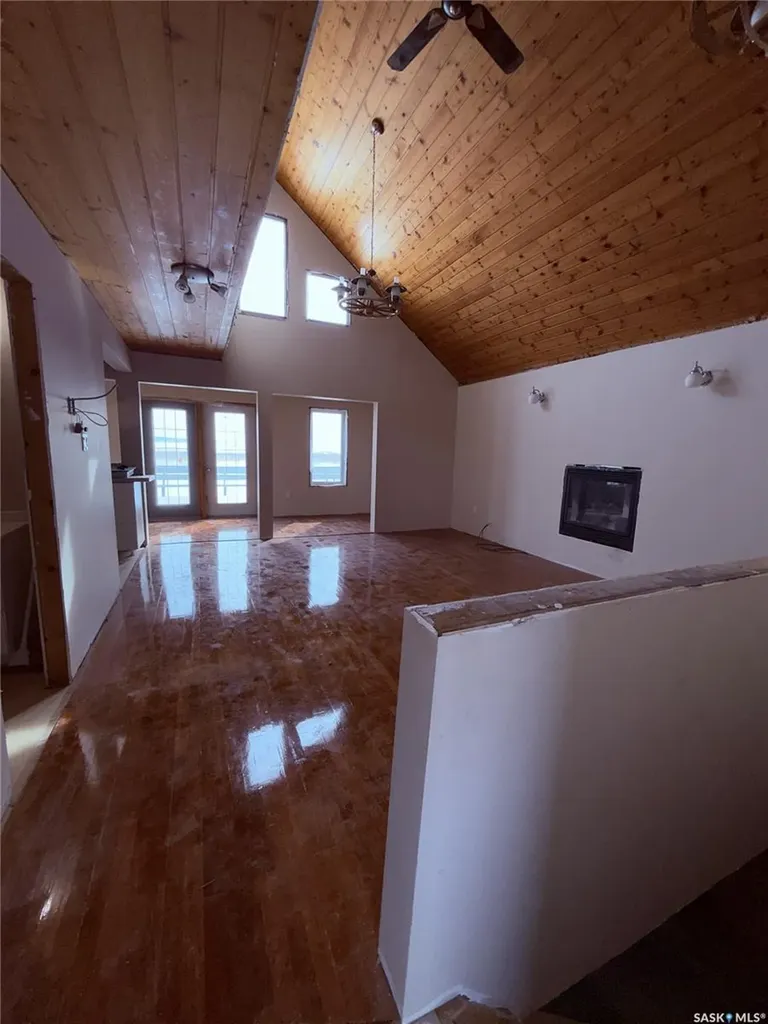 722 Aqualane Avenue Aquadeo SK S0M 1E0
