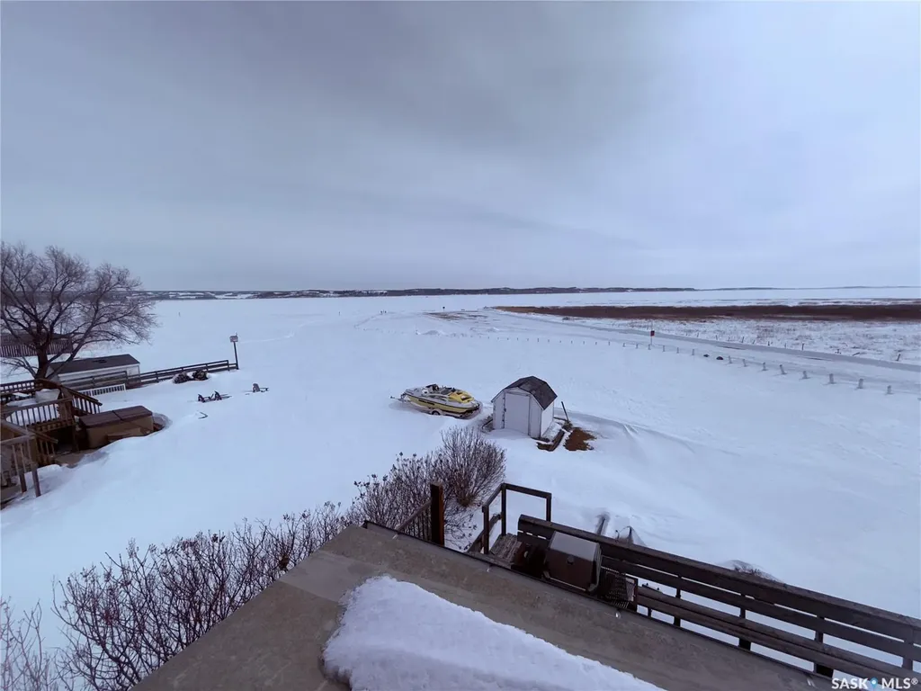 722 Aqualane Avenue Aquadeo SK S0M 1E0