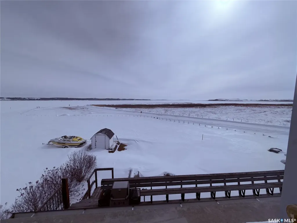 722 Aqualane Avenue Aquadeo SK S0M 1E0