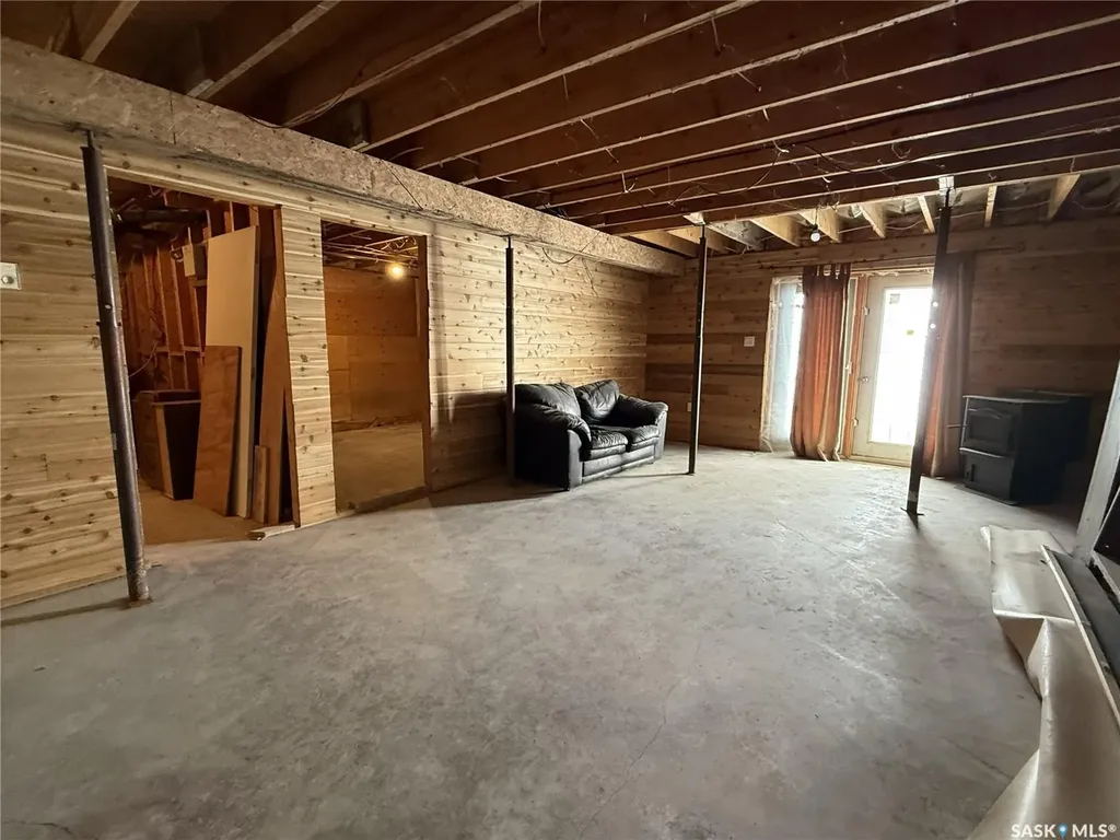 722 Aqualane Avenue Aquadeo SK S0M 1E0