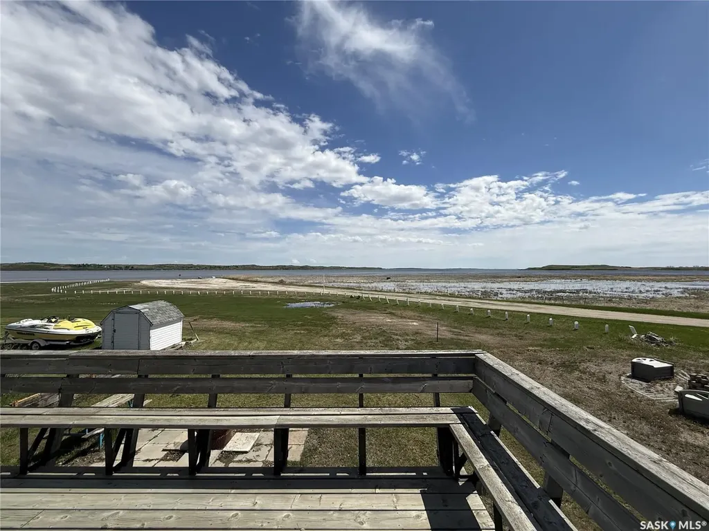722 Aqualane Avenue Aquadeo SK S0M 1E0