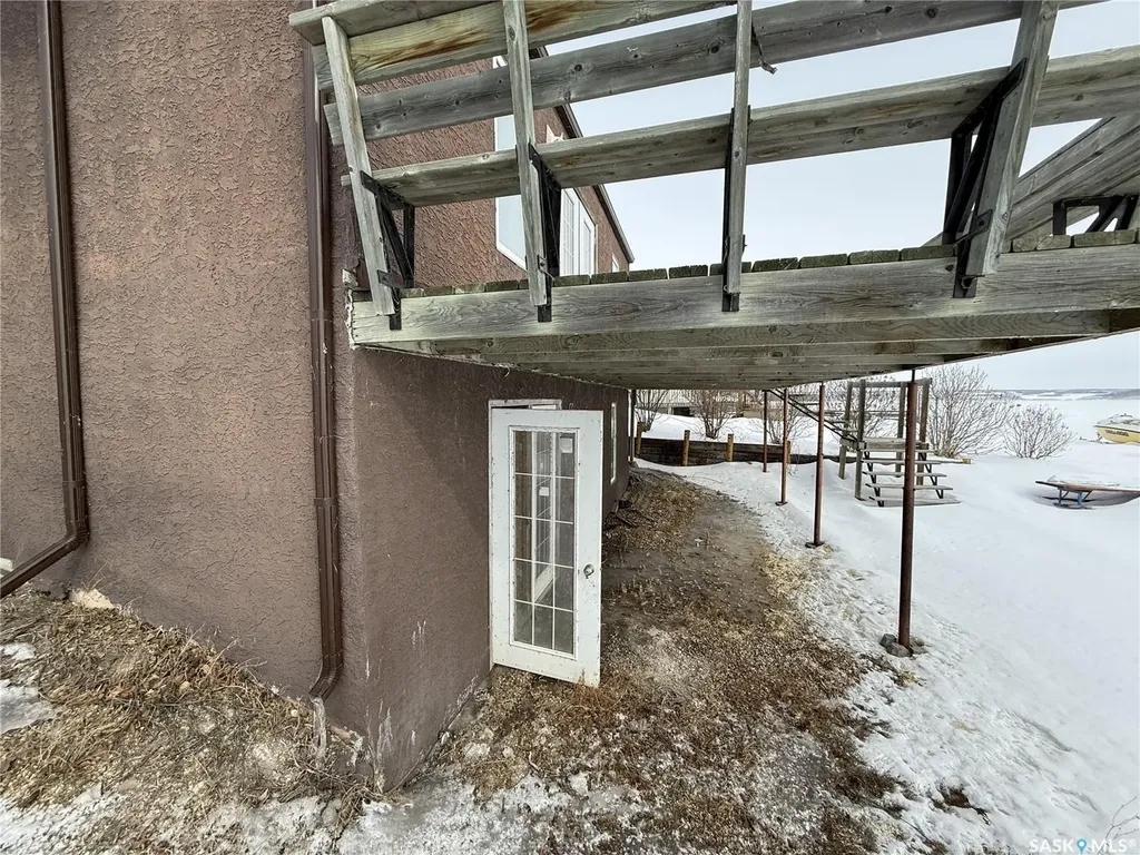 722 Aqualane Avenue Aquadeo SK S0M 1E0