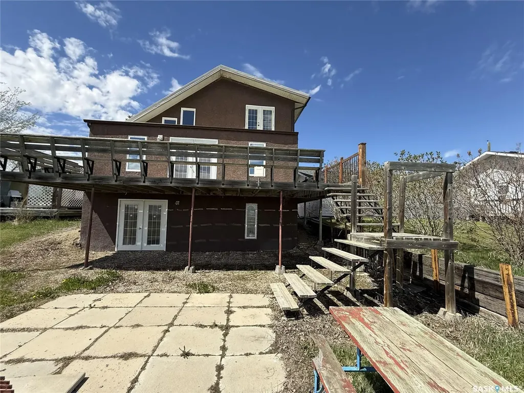 722 Aqualane Avenue Aquadeo SK S0M 1E0
