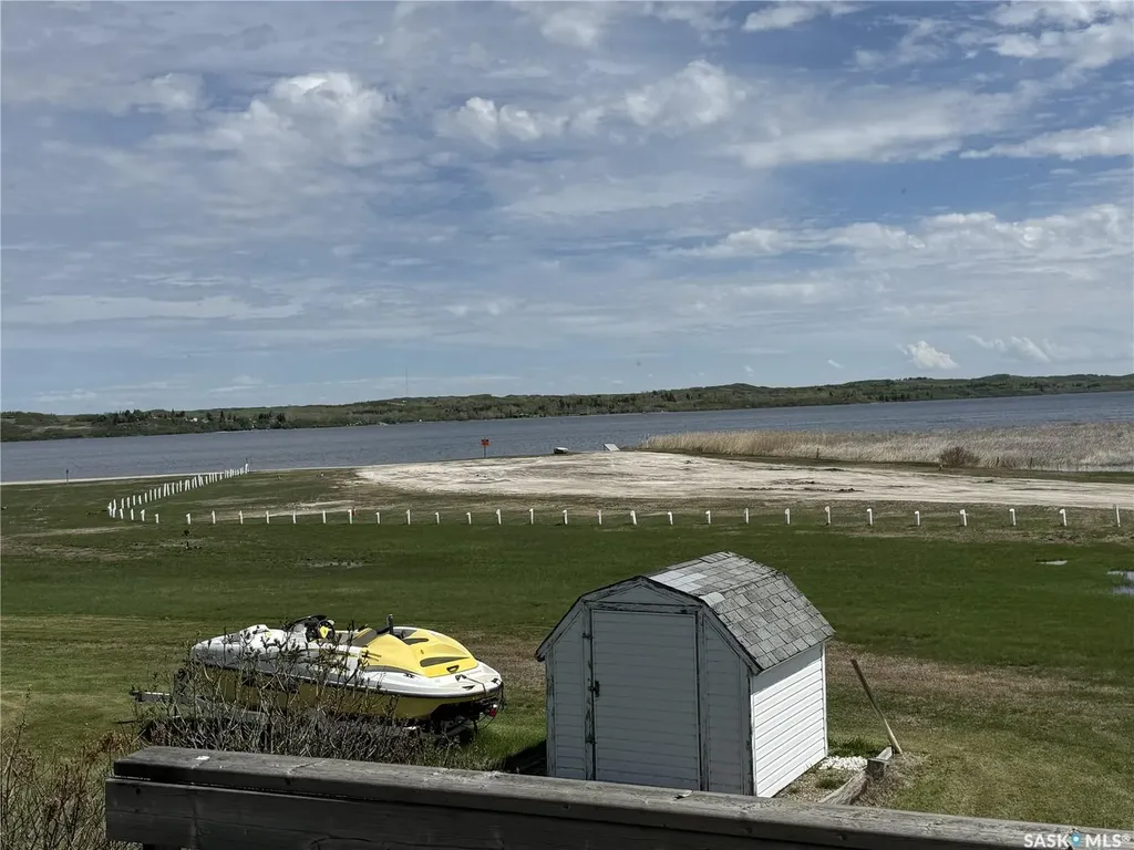 722 Aqualane Avenue Aquadeo SK S0M 1E0