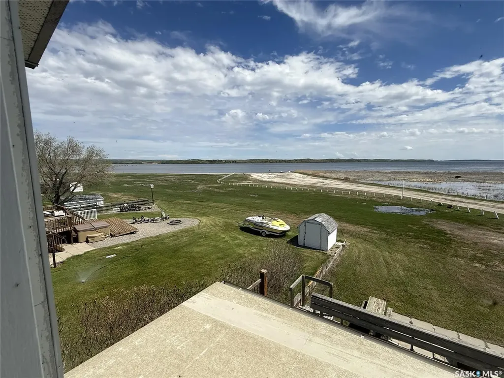 722 Aqualane Avenue Aquadeo SK S0M 1E0