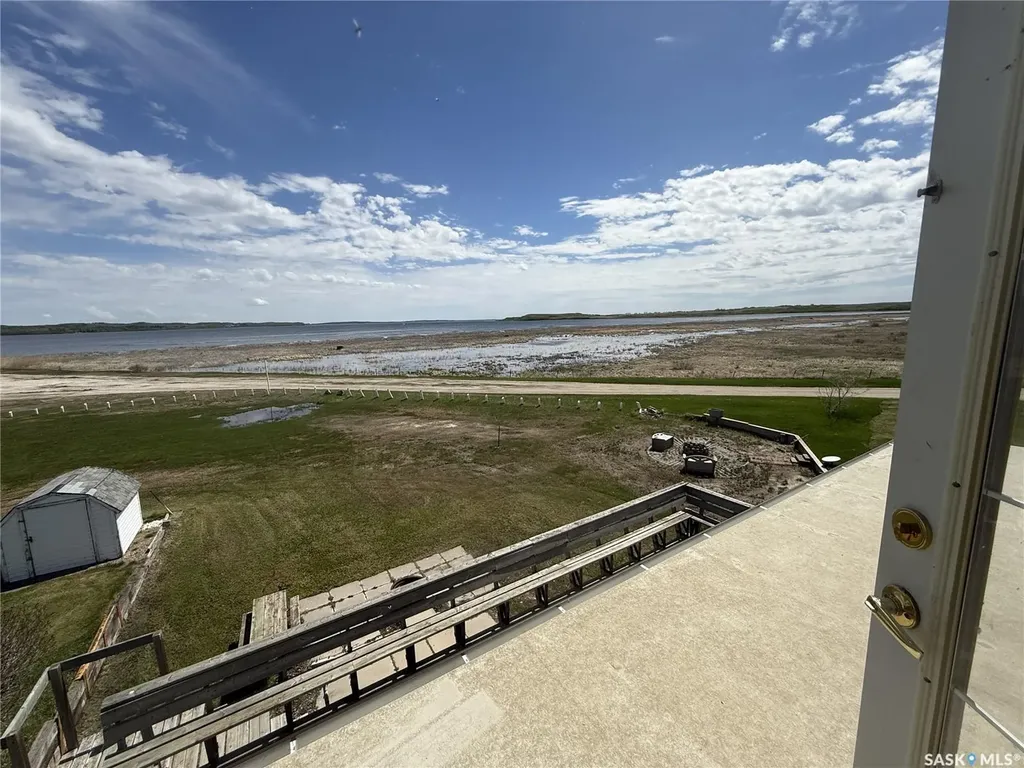 722 Aqualane Avenue Aquadeo SK S0M 1E0