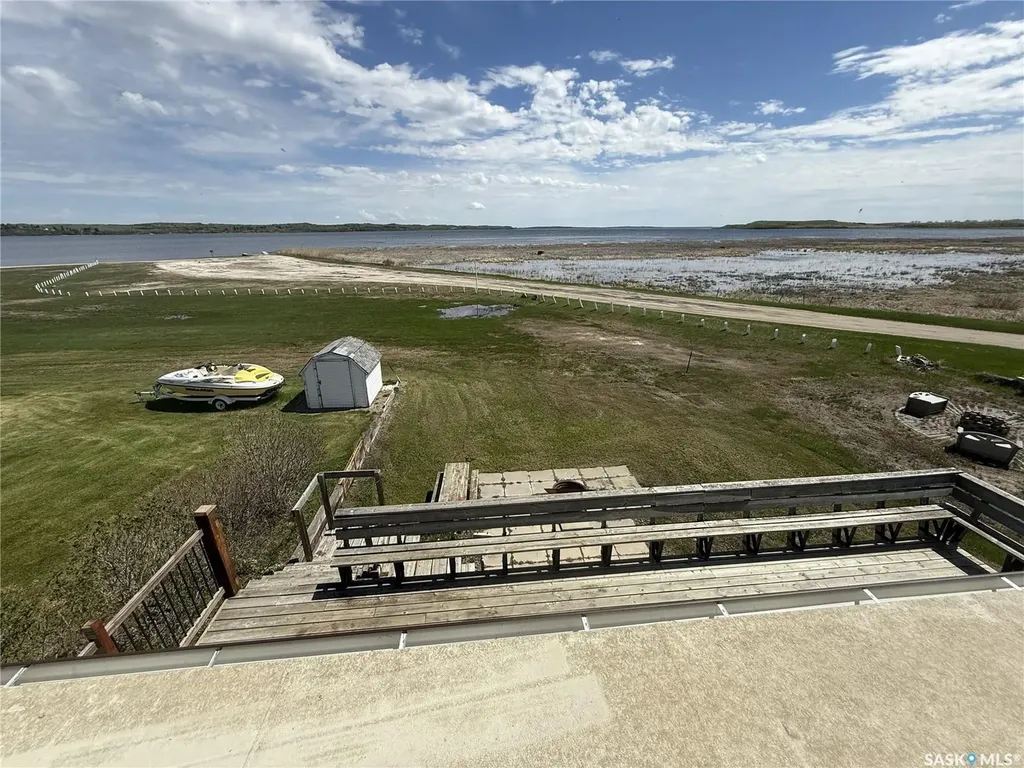 722 Aqualane Avenue Aquadeo SK S0M 1E0