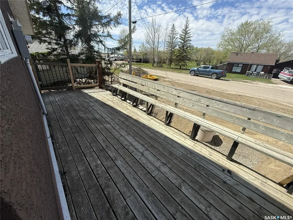 722 Aqualane Avenue Aquadeo SK S0M 1E0