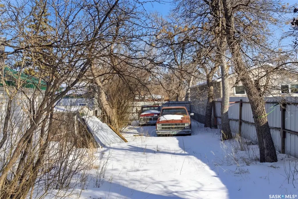 954 Argyle Street Regina SK S4T 3R1