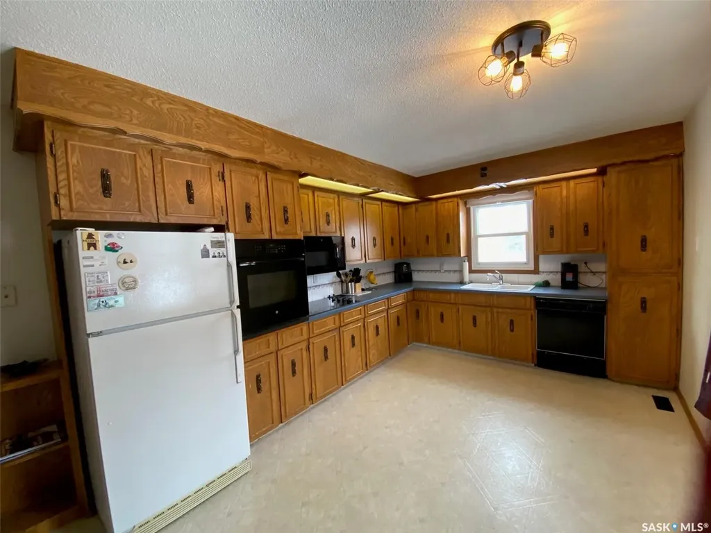 150 Gladstone Avenue S Yorkton SK S3N 2B6