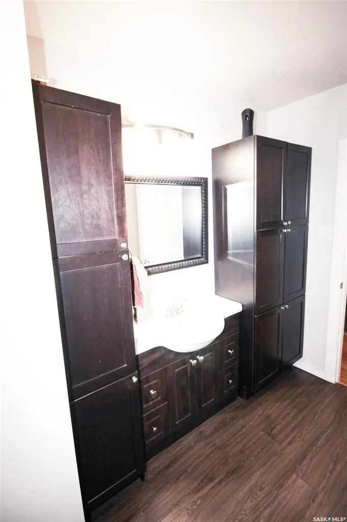 851 2nd Street E Shaunavon SK S0N 2M0