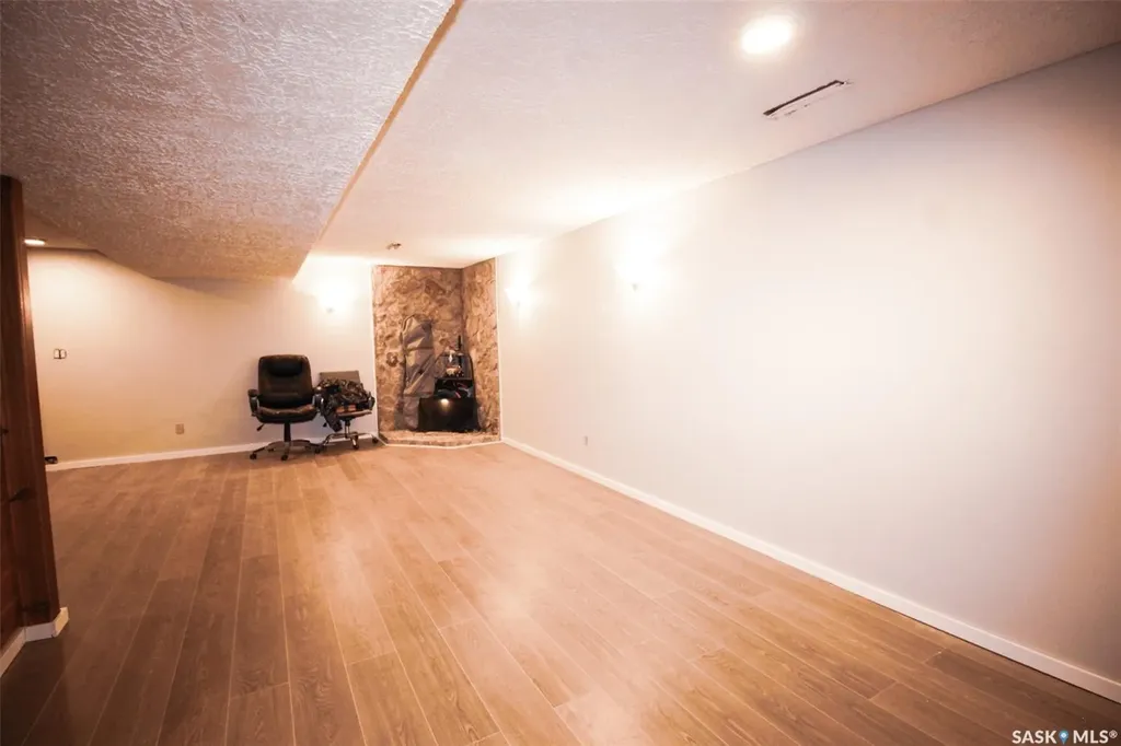 851 2nd Street E Shaunavon SK S0N 2M0