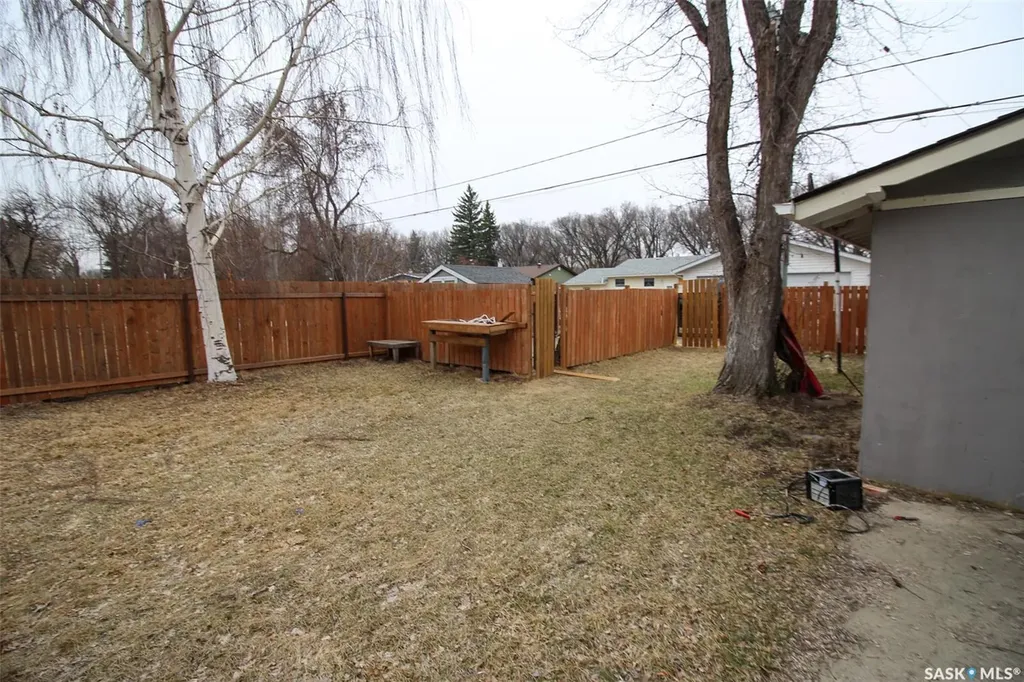 851 2nd Street E Shaunavon SK S0N 2M0