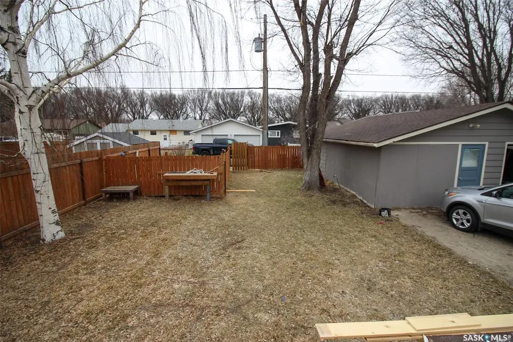 851 2nd Street E Shaunavon SK S0N 2M0