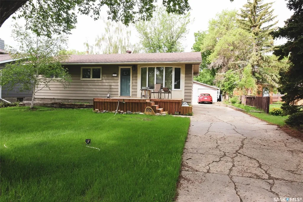 851 2nd Street E Shaunavon SK S0N 2M0