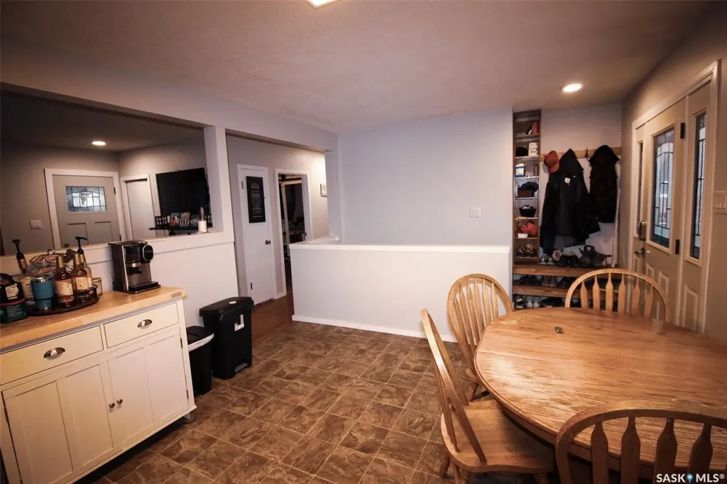 851 2nd Street E Shaunavon SK S0N 2M0