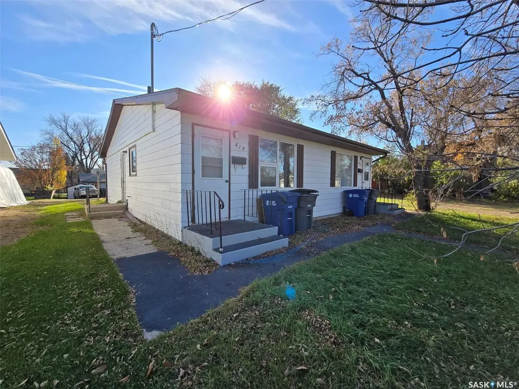 415 Calgary Street Broadview SK S0G 0K0